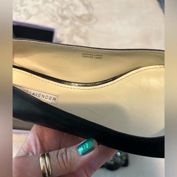 Vera Wang Lavender crystal embellished black leather flats, size 9 1/2 - Picture 5 of 10